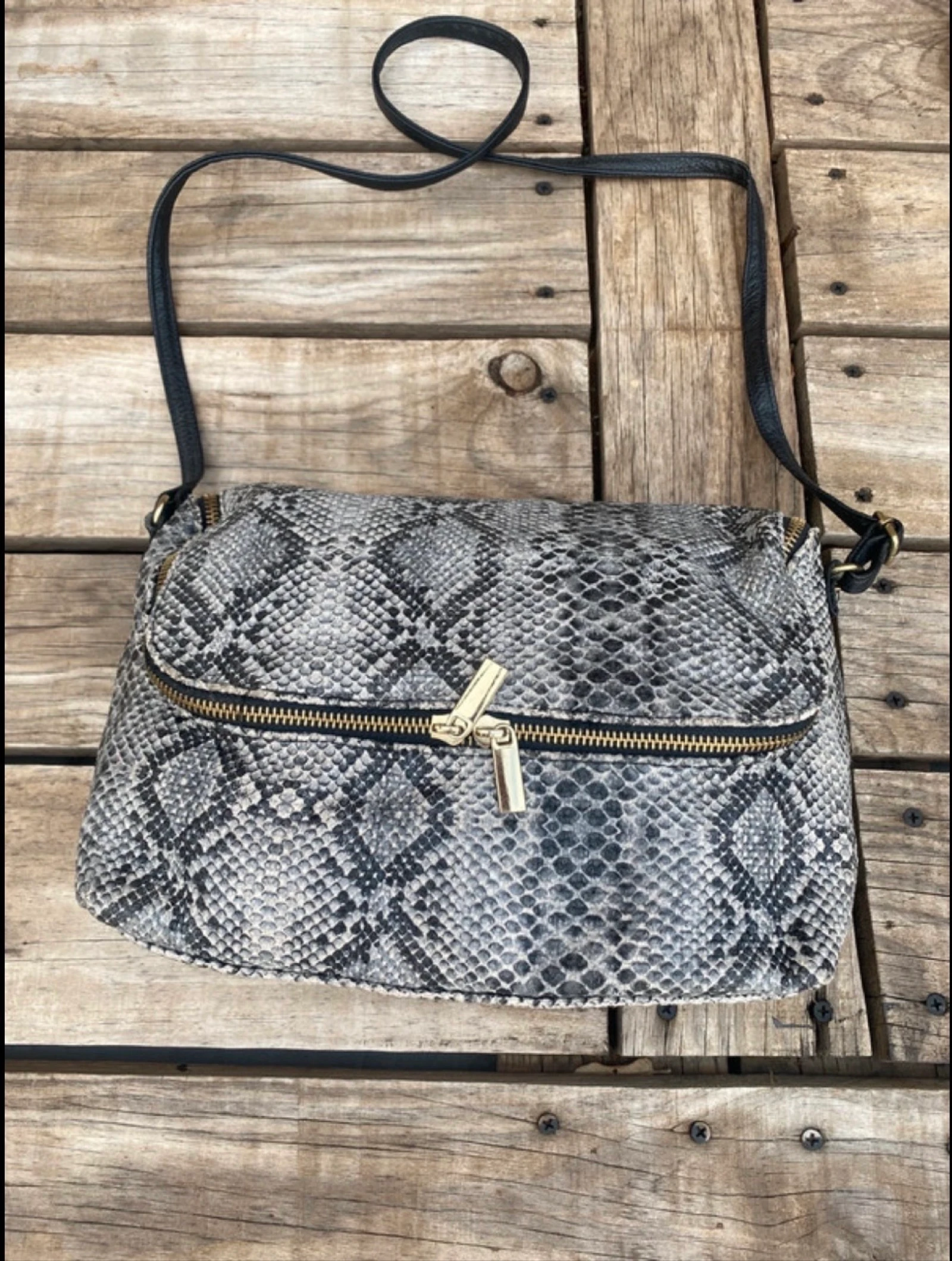 Bolsa, cobra – photo 3